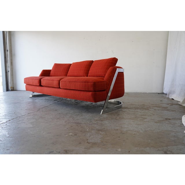 Textile 1980s Postmodern Chrome Frame Sofa by Bernhardt, Flair Line Milo Baughman Style For Sale - Image 7 of 16