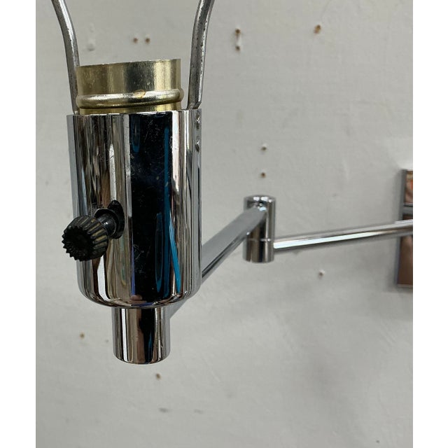 1960s Hansen Polished Chrome Swing Arm Wall Sconce. For Sale - Image 5 of 11