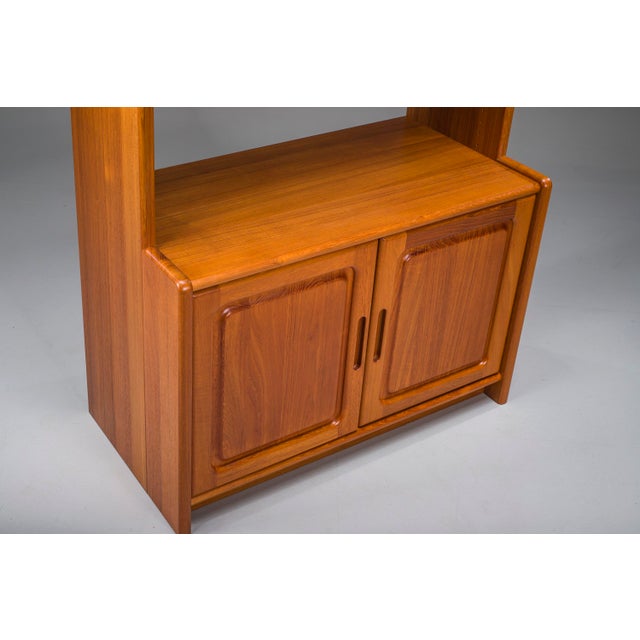 Dyrlund Danish Teak Bookcase with Cabinet from Dyrlund, 1970s For Sale - Image 4 of 11