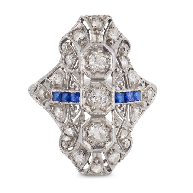 Art Deco 1930s Art Deco Diamond Sapphire Platinum Ring, Size 6.5 For Sale - Image 3 of 5
