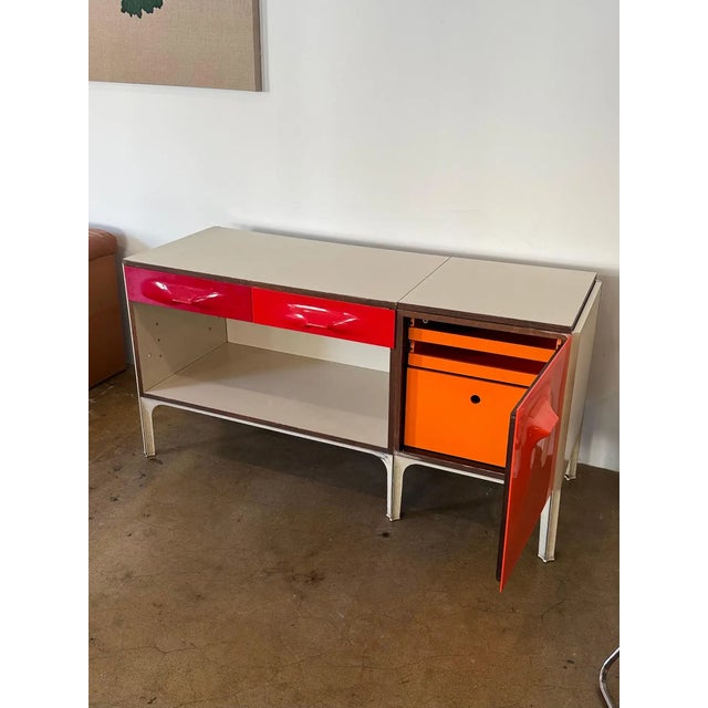 1960s Raymond Loewy Df 2000 Sliding Top Desk, 1960s For Sale - Image 5 of 9