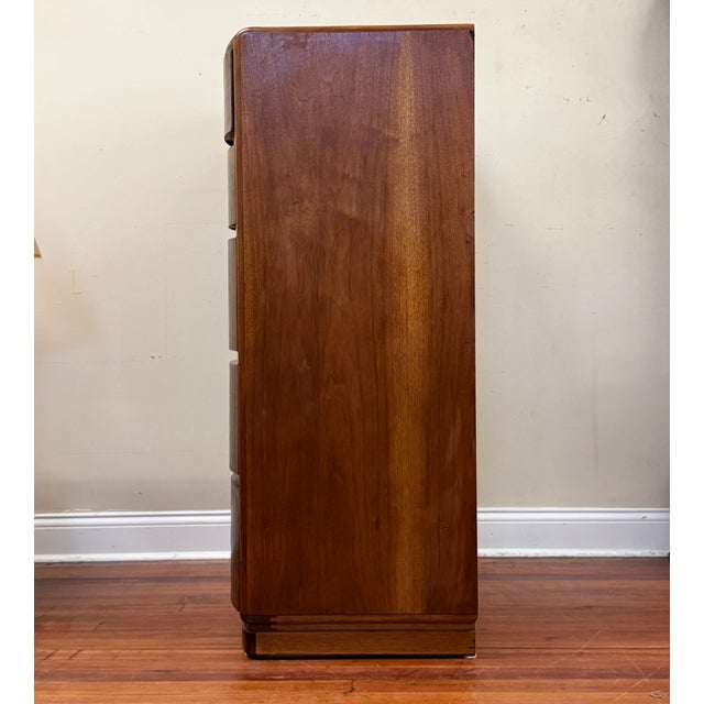 Brown 1940s Antique Deco Style Curved Wavefront Tall Dresser Chest of Drawers For Sale - Image 8 of 15