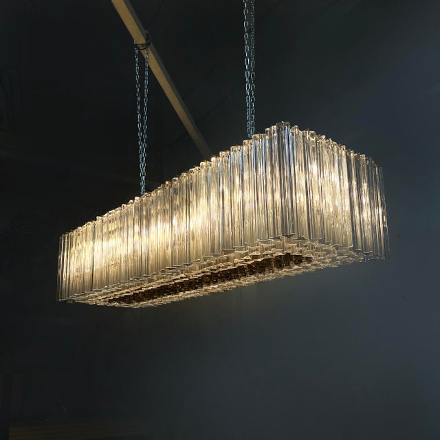 Italian mid-century modern Murano glass chandelier by Paolo Venini, 1950s Chandelier with diffuser composed of numerous...