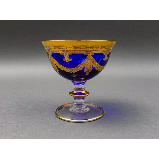 Glass Mid 20th Century Interglass Italy 24k Gold Cobalt Blue Crystal Compote Serving Bowls- Set of 6 For Sale - Image 7 of 10