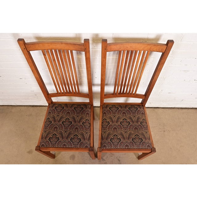 1990s Stickley Mission Arts & Crafts Cherry Wood Spindle Back Side Chairs or Dining Chairs, Pair For Sale - Image 5 of 15
