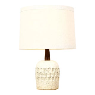 Ceramic Stoneware Studio Pottery Keyhole Pattern White Glaze L28 Table Lamp For Sale