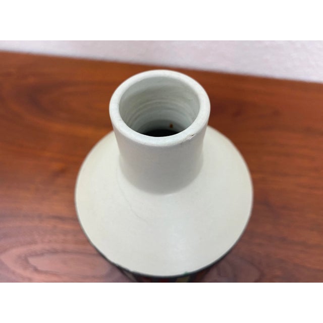 White Small Ceramic Vase by Ettore Sottsass for Bitossi For Sale - Image 8 of 13