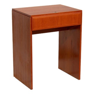 1960s Danish Mid-Century Modern Teak Vanity Table With Mirror – Arne Wahl Iversen Style for Scandinavian Gallery For Sale
