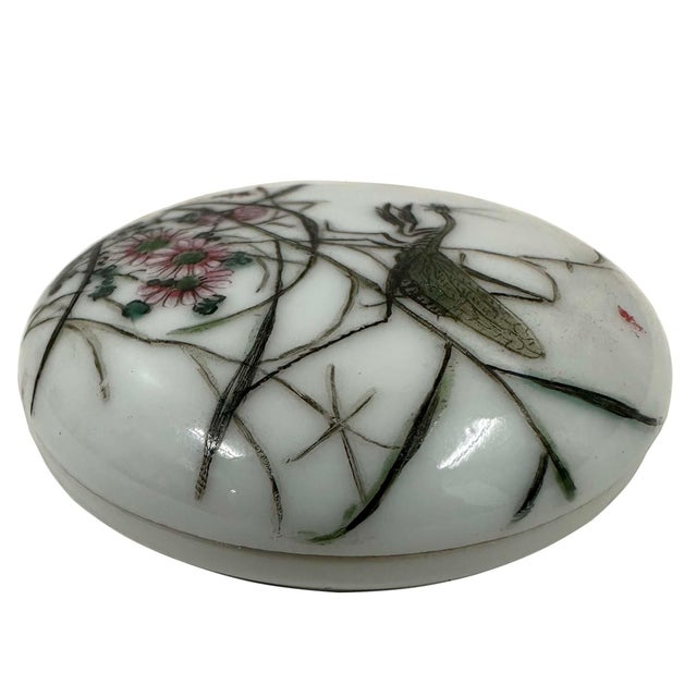 Antique Chinese Famille Rose Porcelain Seal Paste Box (Or Ink / Rouge Box) For Sale - Image 4 of 9