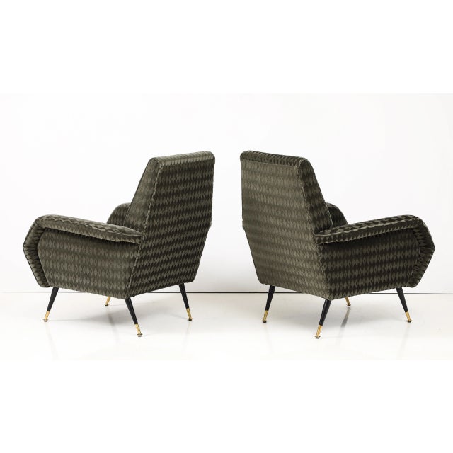 Marco Zanuso 1950's Mid-Century Modern Italian Lounge Chairs With Donghia Mohair Upholstery - a Pair For Sale - Image 4 of 11