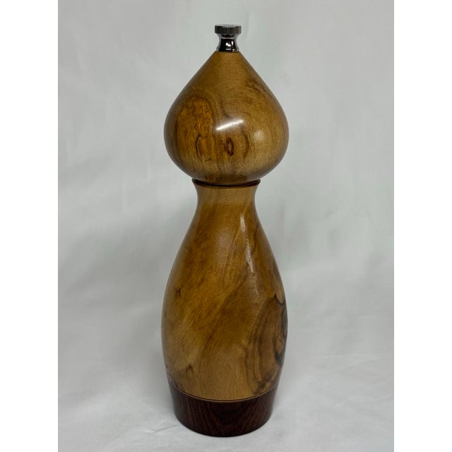 1990s Handcrafted Turned Wood Pepper Mill Grinder Australian Tea Tree and Honduran Rosewood For Sale In Phoenix - Image 6 of 11
