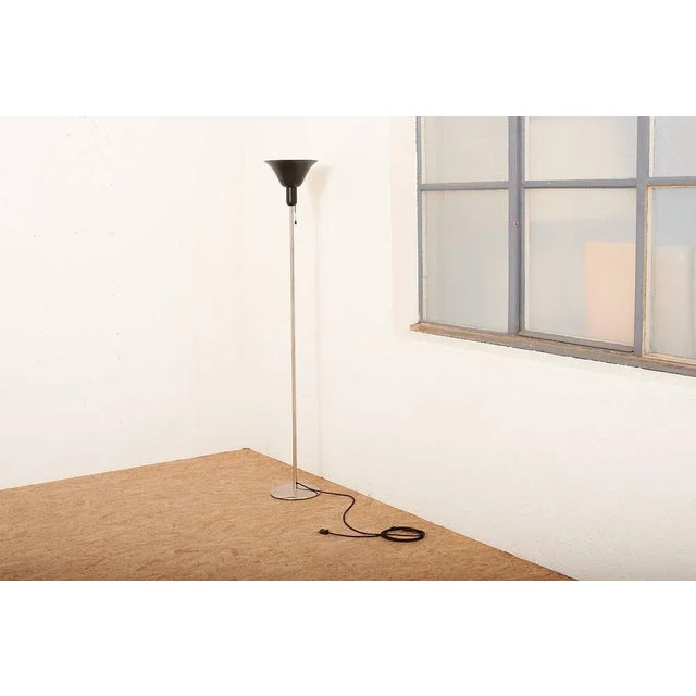 Indi Volksmodell Floor Lamp in Chrome-Plated and Sheet Metal with Black Painted Shade by Hin Bredendieck and Sigfried Giedion for Bag Turgi, 1932 For Sale - Image 10 of 11