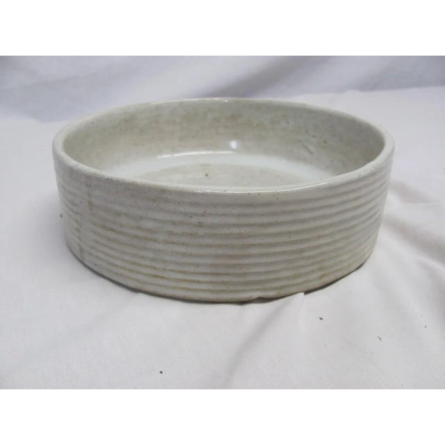 Vintage Zanesville Pottery White Ribbed Bowl Homespun Style 7.25" Diameter For Sale - Image 10 of 10