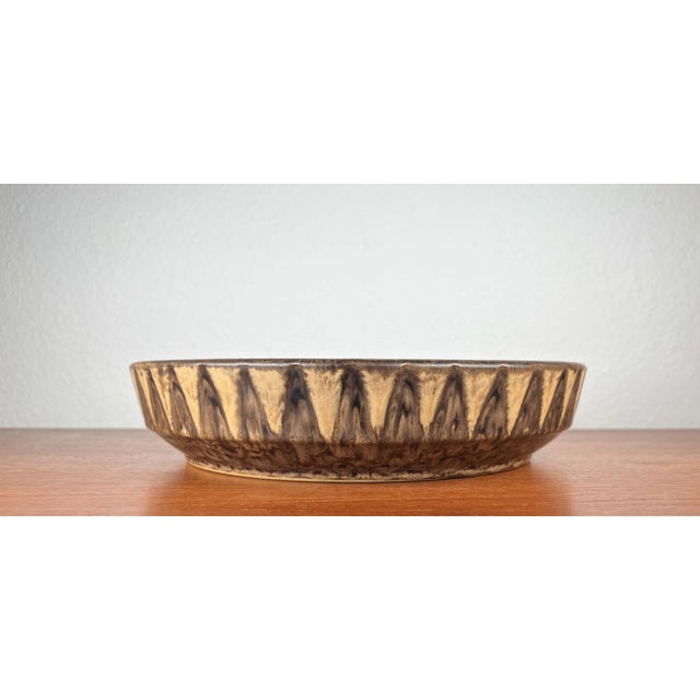 Large Mid-Century Modern Danish Studio Pottery Bowl from Lovemose, 1960s For Sale - Image 4 of 17
