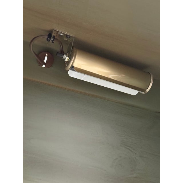 Wood Broyhill Yorkshire Market Painted Pine Farmhouse Credenza For Sale - Image 7 of 12