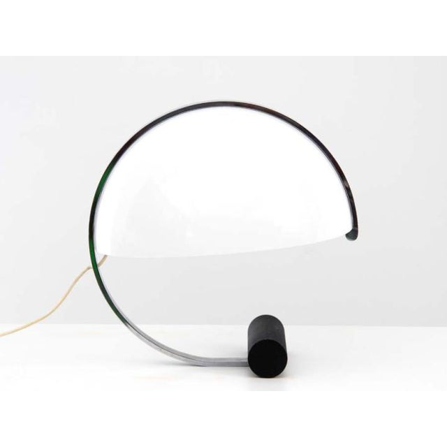 Globe Shaped Acrylic Glass Table Lamp attributed to Stilnovo for Artimeta, 1960s For Sale - Image 6 of 10