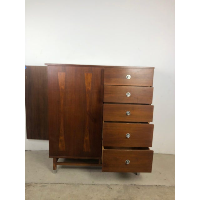 Mid Century Modern Gentleman's Chest by Stanley Distinct Furniture