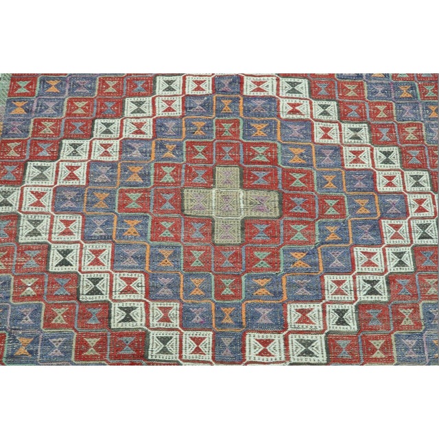 1960s Vintage Turkish Kilim Rug - 67"x101" For Sale - Image 5 of 13