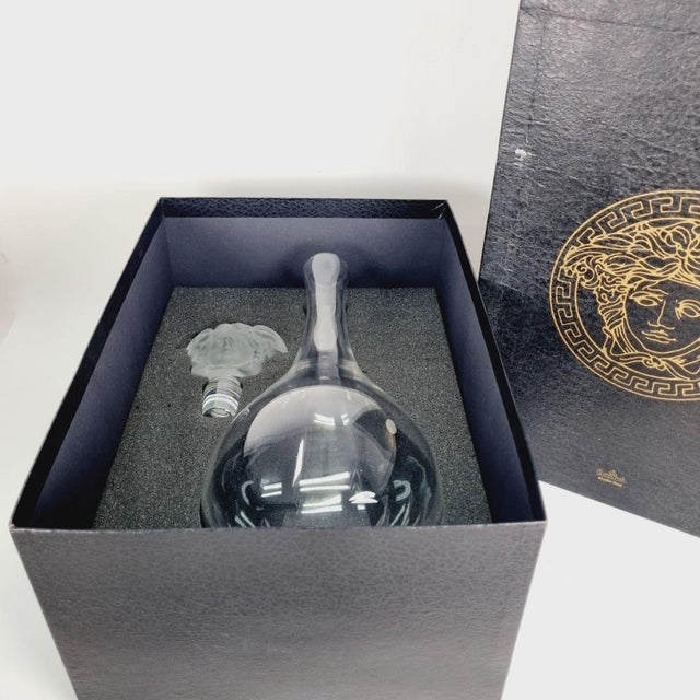 Vintage Decanter in Original Gift Box by Gianni Versace for Rosenthal, 1990s For Sale - Image 3 of 18