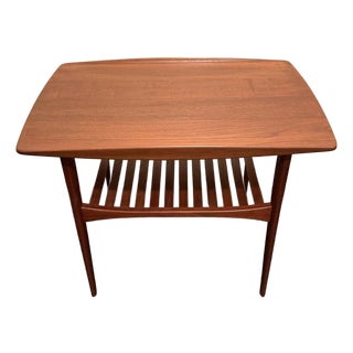 John Stuart Mid-Century Modern Sculptural Wood End Table, Newly Refinished, C. 1960s For Sale