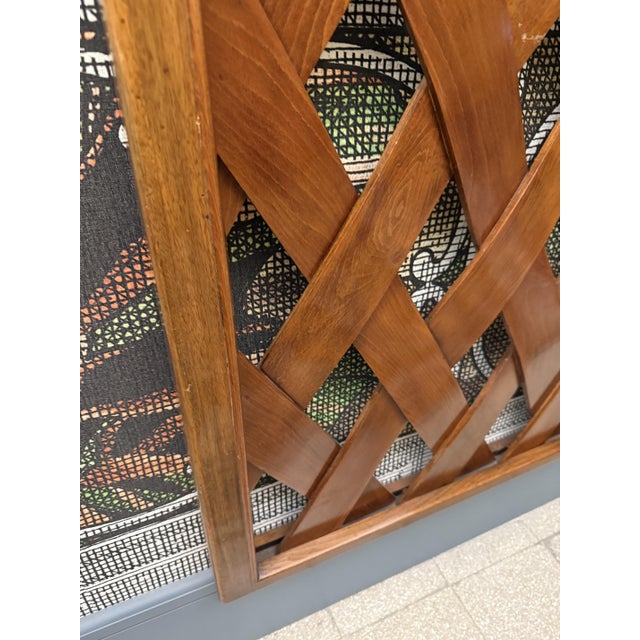 Console Table in Walnut and Nile Green Crystal from Paolo Buffa, 1950s For Sale - Image 6 of 7