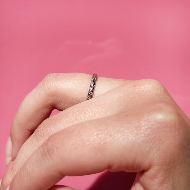 1930s Art Deco White Gold Orange Blossom Band, Stacking Ring, Size 6.75 For Sale In Los Angeles - Image 6 of 10