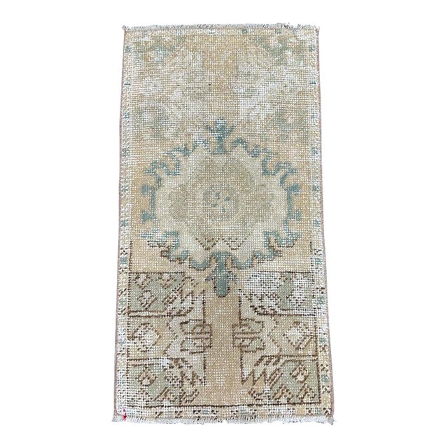Turkish Yastik Rug 1'6" x 2'10" For Sale
