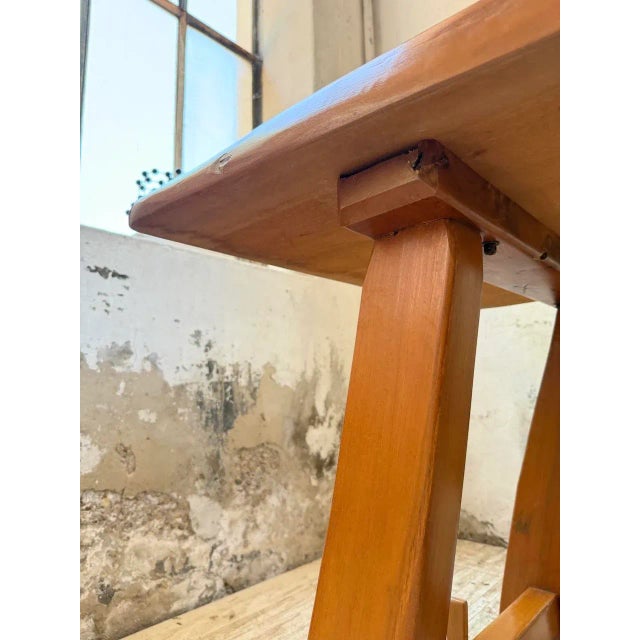 Aranjou Farmhouse Table in Blond Elm, 1950s For Sale - Image 10 of 18