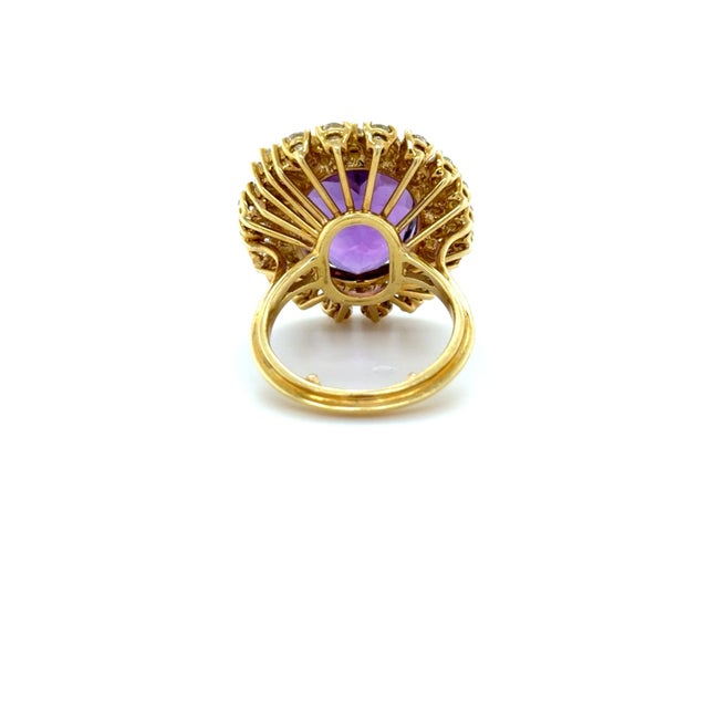 Metal 18k Yellow Gold, Amethyst and Diamond Cocktail Ring For Sale - Image 7 of 8