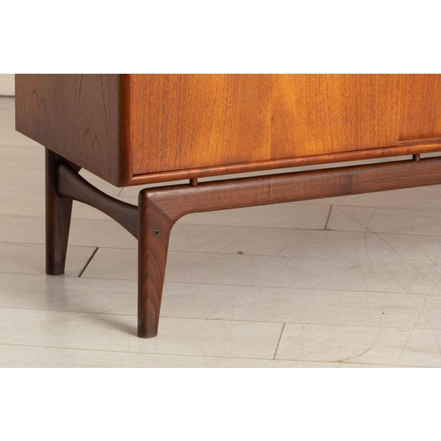 Mid-Century Danish Teak Sideboard by Arne Hovmand Olsen for Mogens Kold, 1960s For Sale - Image 10 of 14
