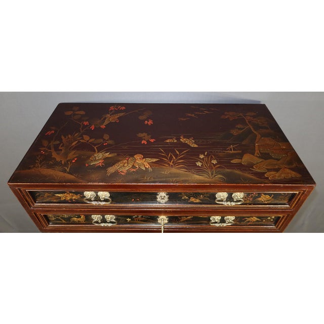 Chinese Cabinet in Lacquered Wood and Painted Wood For Sale - Image 5 of 18