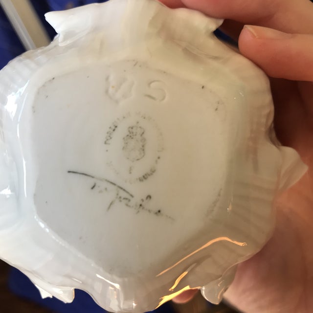 Abstract Ted Muehling Nymphenburg White Porcelain Tulip Votive For Sale - Image 3 of 7