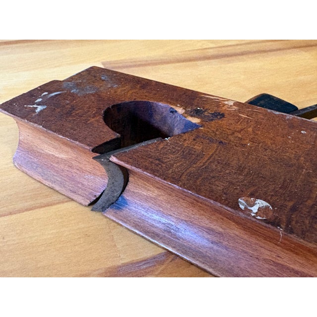 Wood English Antique Wood Workers Moulding Plane G. Berry 193 Old Street London For Sale - Image 7 of 12