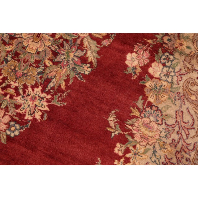 Shabby Chic Medallion 1990's Pak-Persian Rust/Taupe Wool Rug - 6'2'' X 9'7'' For Sale In New York - Image 6 of 9