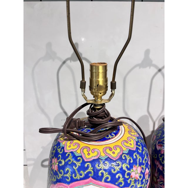 1990s Chinese Famille Rose Porcelain Jar Table Lamp - a Pair For Sale - Image 11 of 12