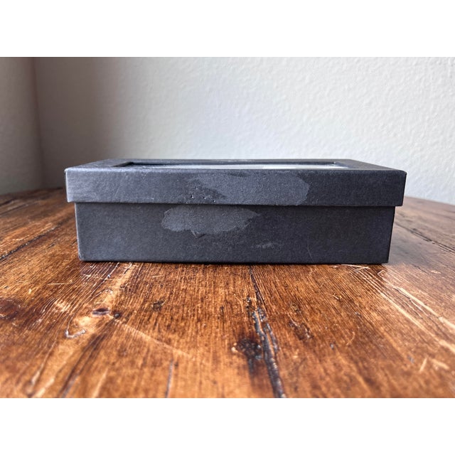 Set of 4 - Oleg Cassini Scallop Crystal Napkin Ring, Napkin Holder With Original Box For Sale - Image 11 of 11