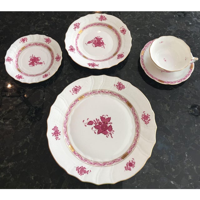 herend chinese bouquet garland dinnerware raspberr