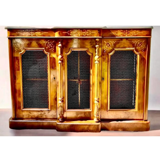 English Early 19th C. English Regency Boxwood and Walnut Credenza For Sale - Image 3 of 12