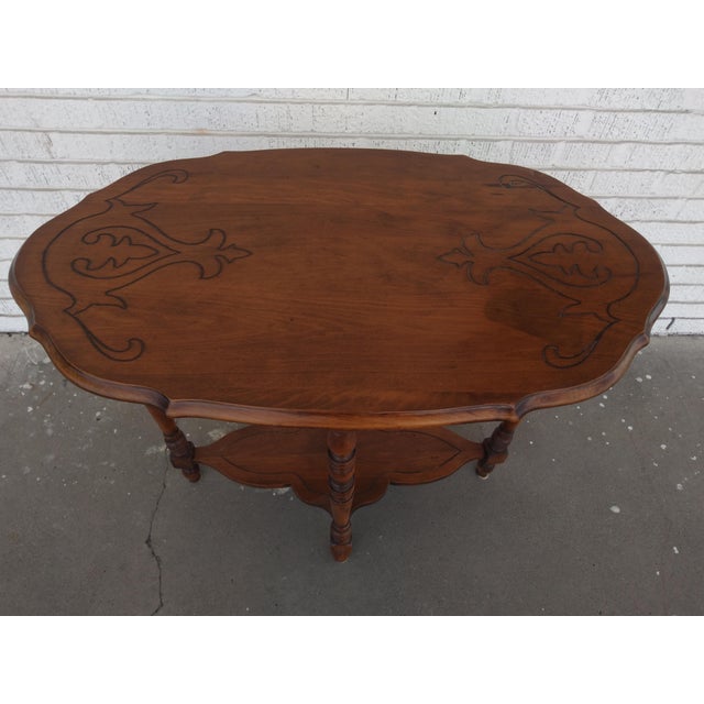 Traditional Early 20th Century Antique Edwardian Walnut Side Table For Sale - Image 3 of 7