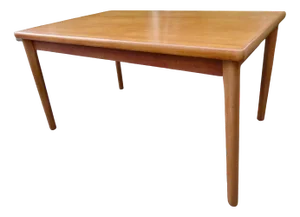 Danish Extendable Table in Teak by Henning Kjaernulf for Vejle Mobelfabrik, 1960