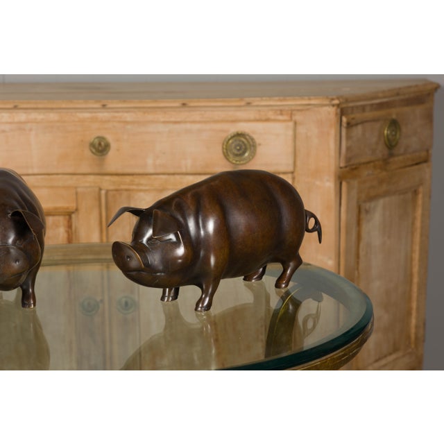 Brown Pair of American Midcentury Bronze Pig Sculptures in Dark Patina For Sale - Image 8 of 12