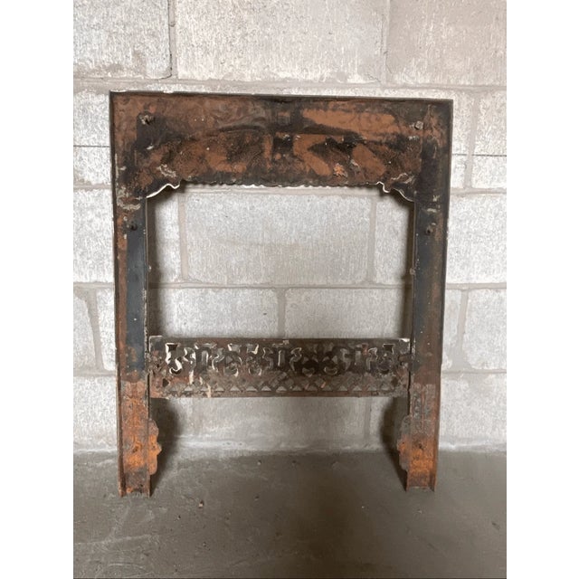 Antique Neoclassical Style Metal Shell Fan Foliate Motif Fireplace Insert For Sale In Pittsburgh - Image 6 of 6