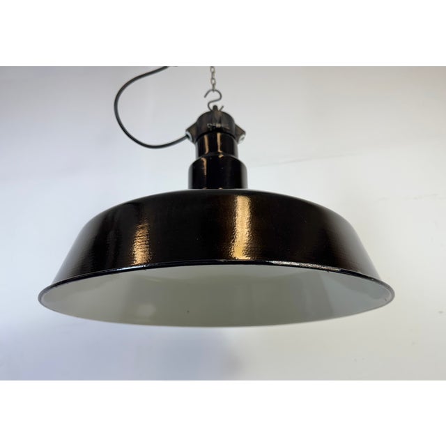 Large Industrial Black Enamel Factory Lamp with Cast Iron Top from Elektrosvit, 1950s For Sale - Image 9 of 18