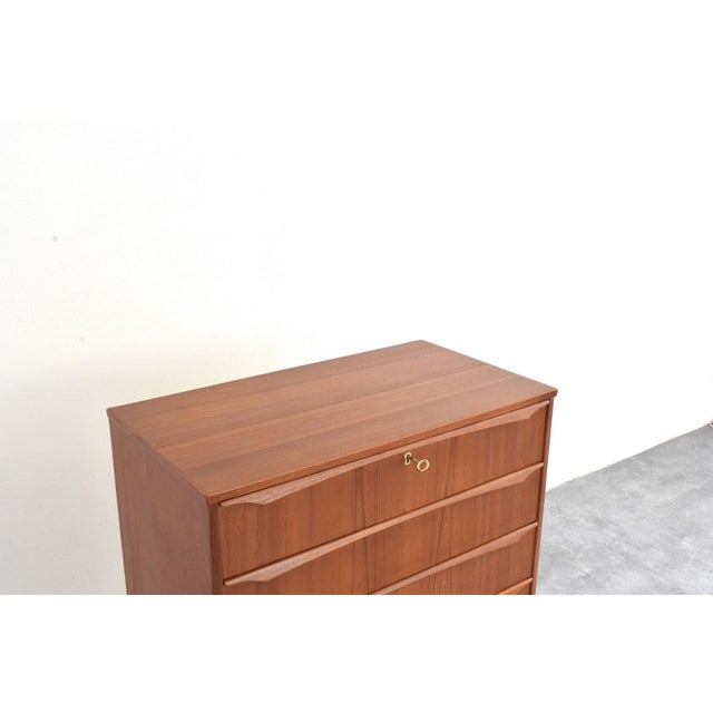 Mid-Century Modern Danish Teak Chest of Drawers, 1960s For Sale - Image 11 of 16