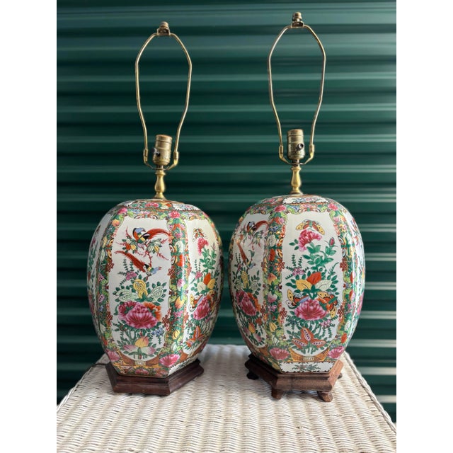 Chinoiserie Pair of Vintage Chinese Export Famille Rose Porcelain Ginger Jar Table Lamps For Sale - Image 3 of 12