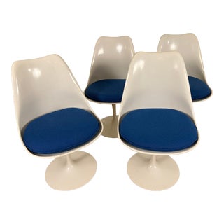 Vintage 1950s Knoll Tulip Chairs by Eero Saarinen- Set of 4 For Sale