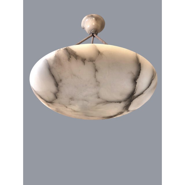 -1930's Large Original Creamy White + Grey Alabaster Coupe W/ Rope Cord and Alabaster Canopy For Sale In New York - Image 6 of 18