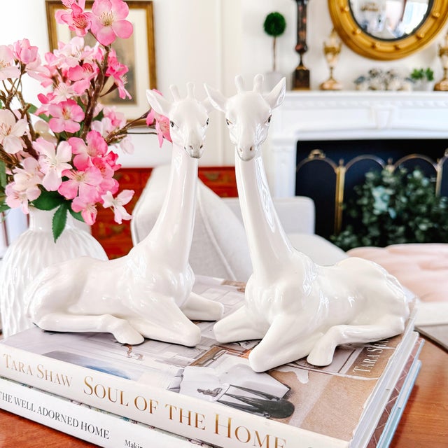 White 1970 Fitz & Floyd White Porcelain Giraffe Bookends - A Pair For Sale - Image 8 of 8