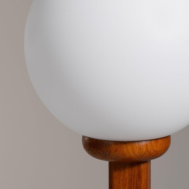Mid-Century Modern 20th Century France Rich Walnut Brown Double-Globe Floor Lamp For Sale - Image 3 of 8