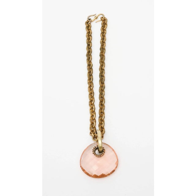Vintage Italian Brass Link Chain and Diamond Faceted Peachy Pink Glass Pendant Necklace For Sale In Miami - Image 6 of 10